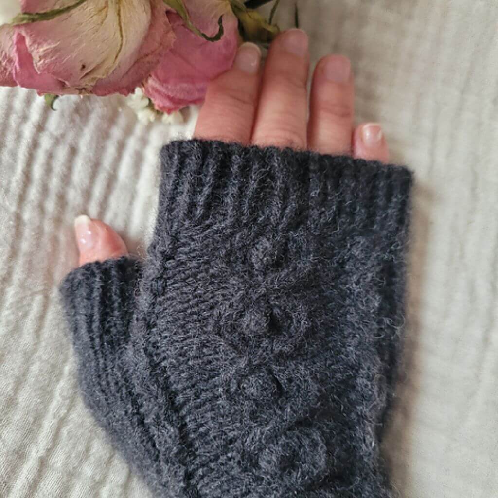 Handstulpen Budburst Mitts Strickanleitung - Miene Knits (PDF) - Image 2