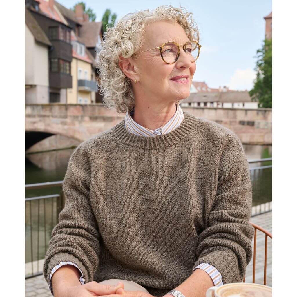 Classy Raglan Sweater 17 & 18 Maschen Strickanleitung - Lana Grossa (Heft)