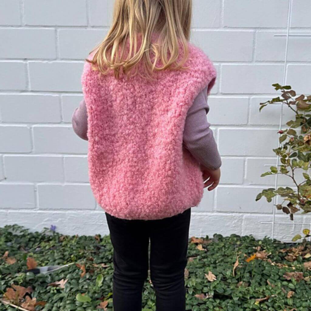 Mini Fluffy Fleece Vest Strickanleitung - Knitmitjo (PDF) - Image 3