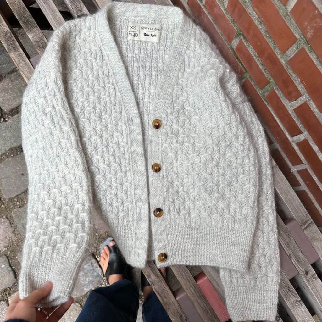 Jenny Jacket V-Neck Strickanleitung - PetiteKnit (Heft) - Image 2