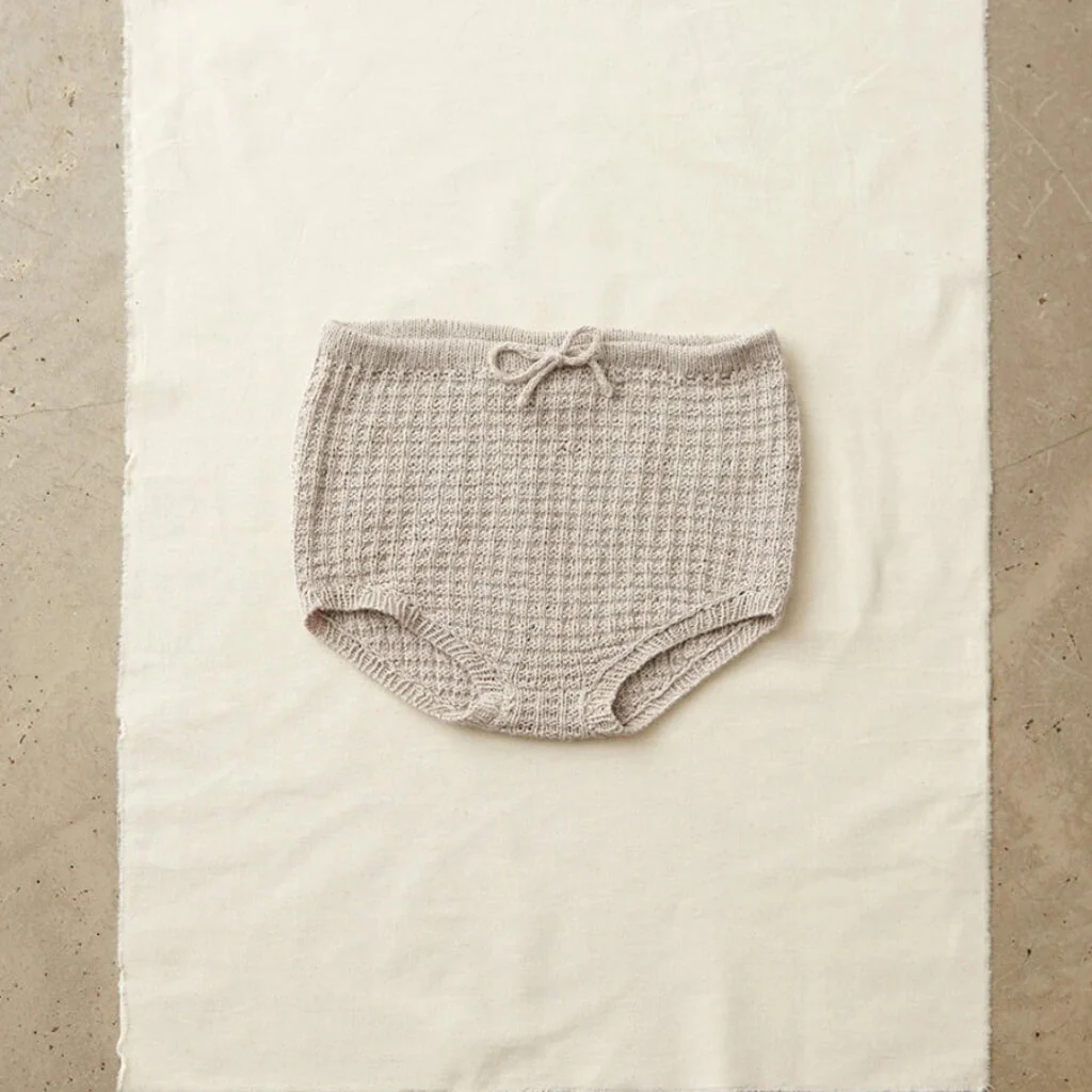 Shirt & Hose Leo Tee & Bloomer Baby Strickanleitung - Sandnes Garn (Heft) - Image 6