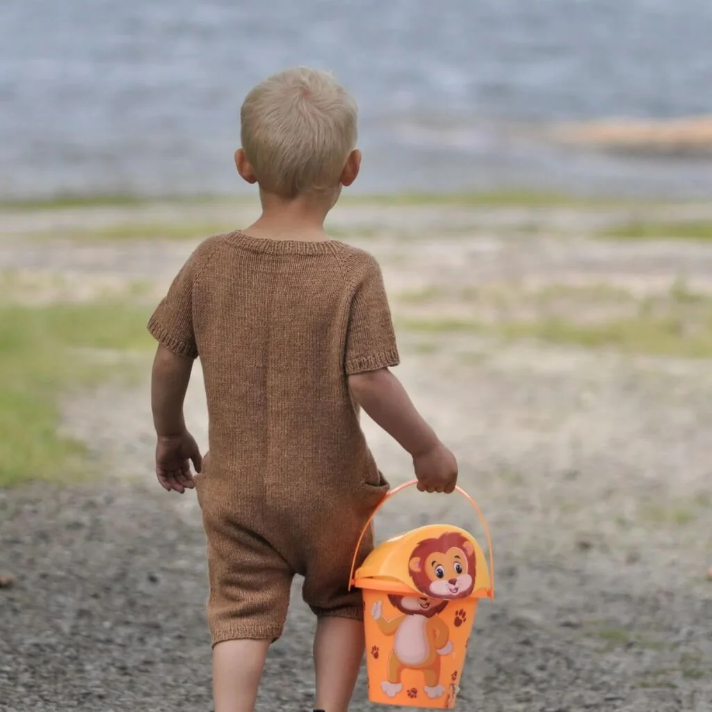Kinder Sommeranzug Leos Strickanleitung - Yndestrikk (PDF) - Image 3