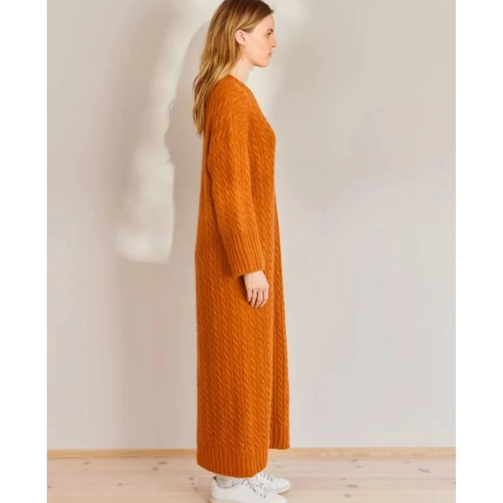 Zopfmuster Kleid Bonnie Strickanleitung - Sandnes Garn (Heft) - Image 5
